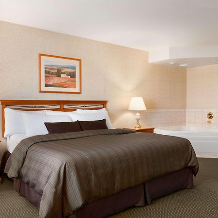 Days Inn By Wyndham Saskatoon Extérieur photo