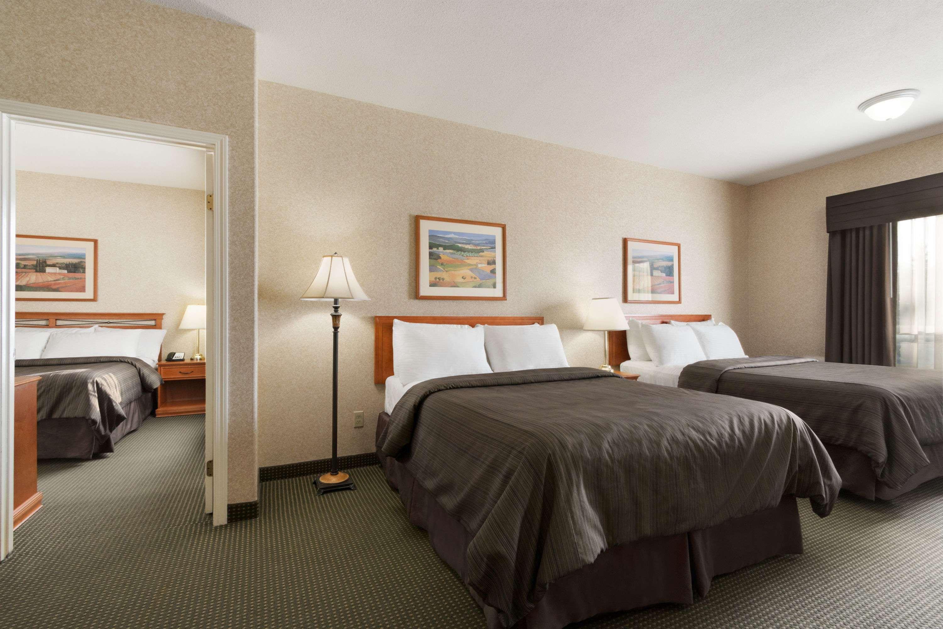 Days Inn By Wyndham Saskatoon Extérieur photo