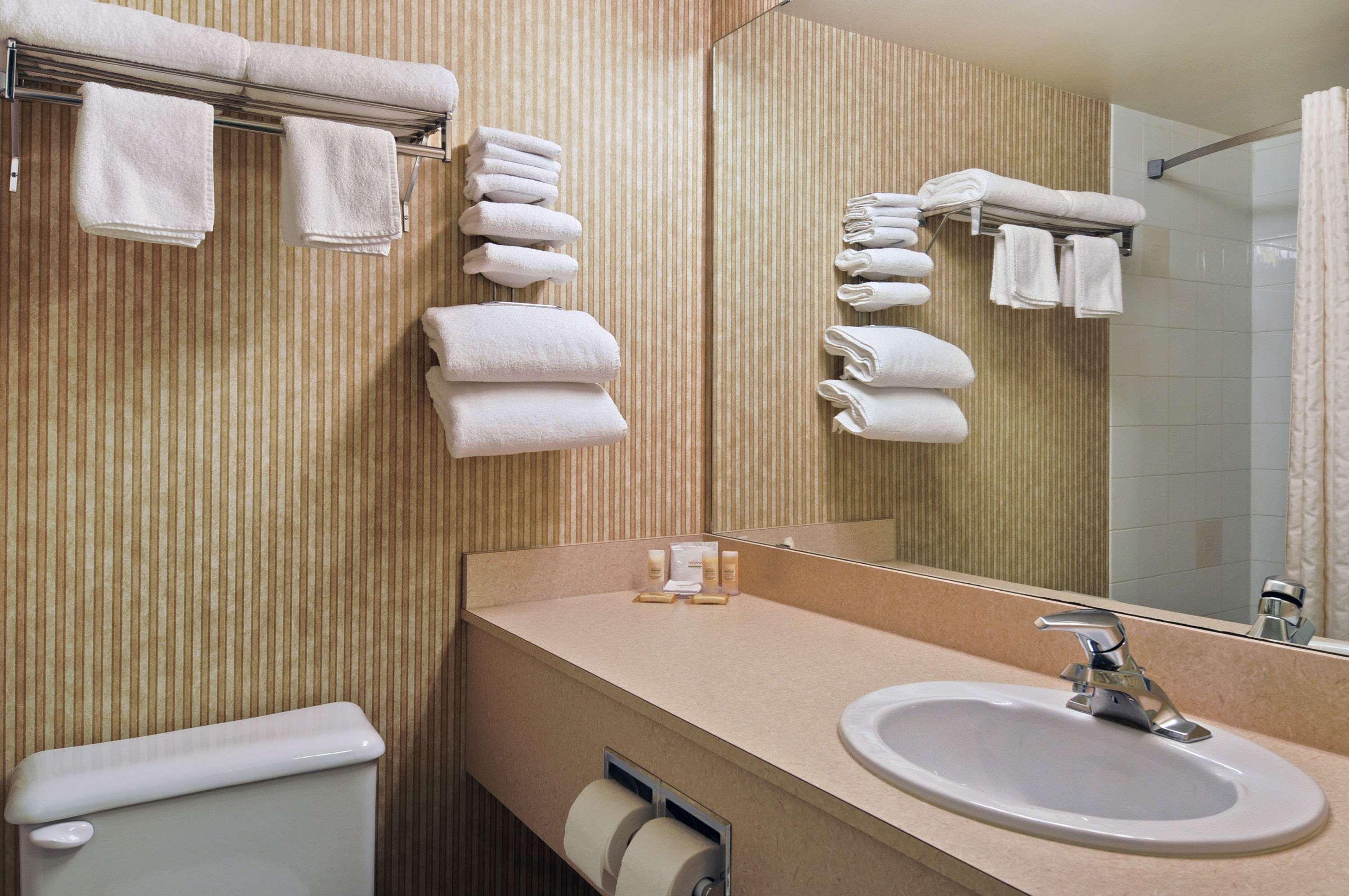 Days Inn By Wyndham Saskatoon Extérieur photo