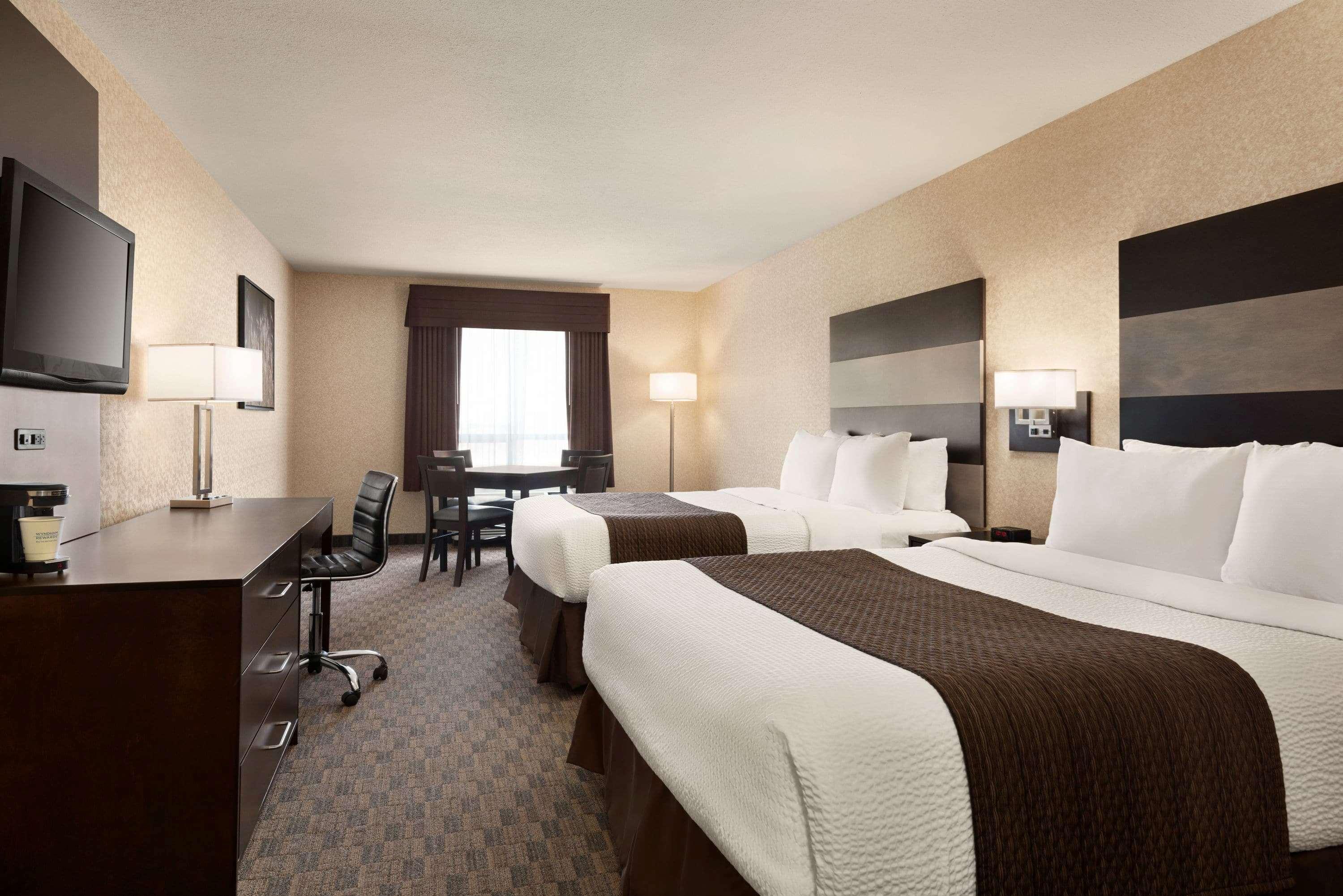 Days Inn By Wyndham Saskatoon Extérieur photo